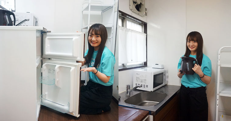 左:冷蔵庫 右:電気ケトル