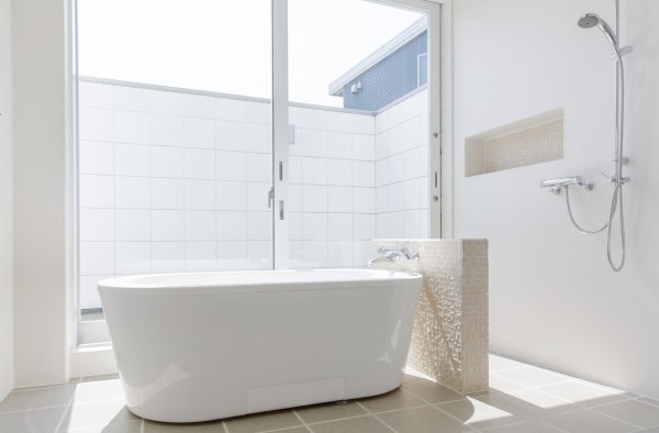 (c) naka - Fotolia