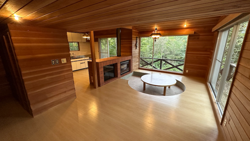 「聞きコミ！大家さん」&mdash;&mdash;部屋から富士山を眺めてゆったり過ごせる　ログハウス風の戸建て賃貸で憧れの別荘地生活