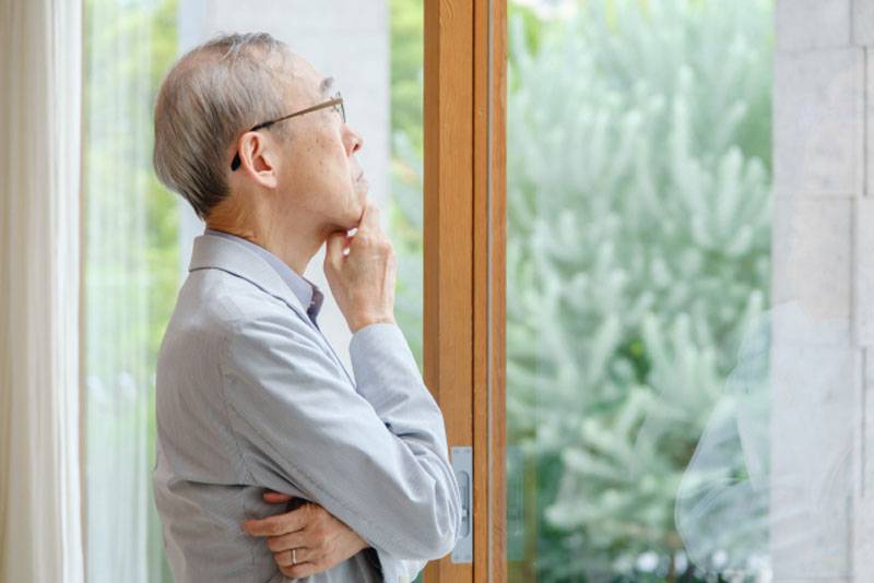 高齢者として生きる長大な時間―――2025年「簡易生命表」を読み解く