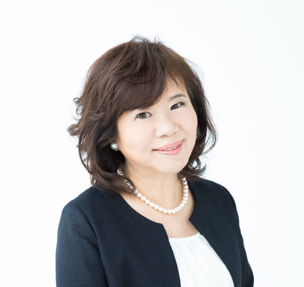 鬼塚眞子