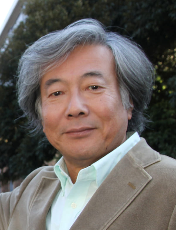 岡本哲志