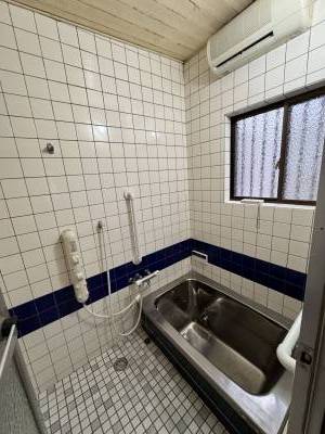 浴室。浴室乾燥機付です。