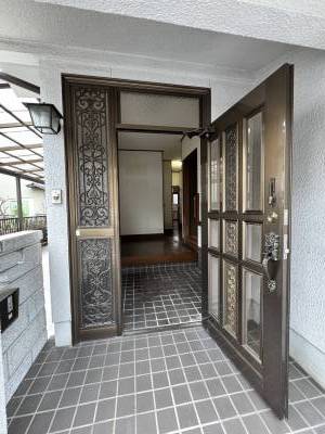玄関。