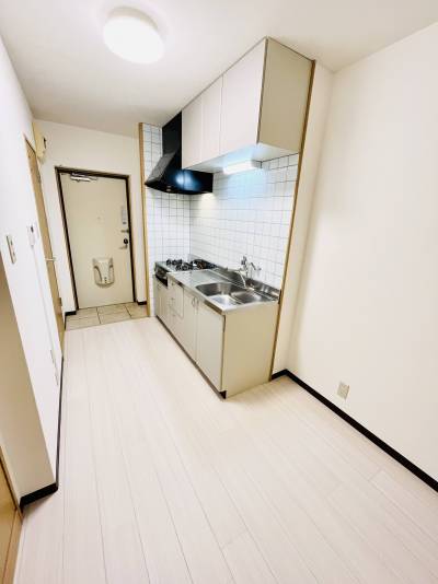 キッチンも広々4.5帖♪ガスコンロ付きです♪