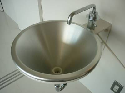 イタリア製の洗面台