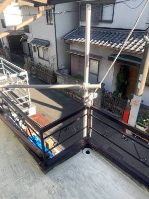 ベランダです
柵や床は塗装済みでキレイです♪