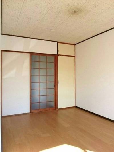 フローリングで気持ちよく過ごせます(^^♪