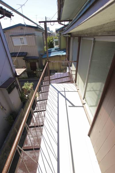 陽当たり良く洗濯物良く乾きます♪
