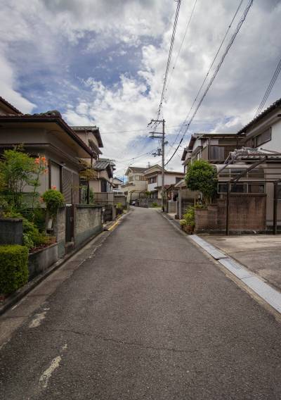 前面道路です