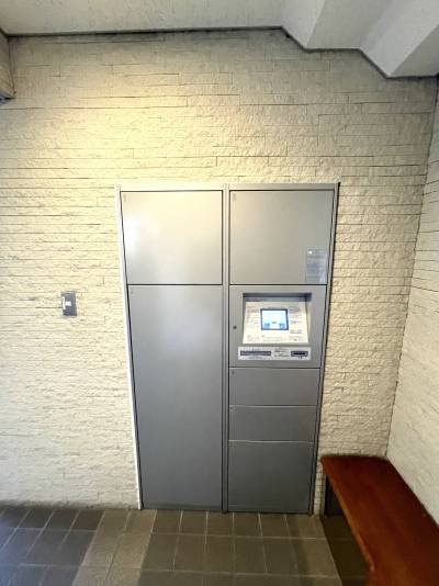 宅配ボックス完備です。