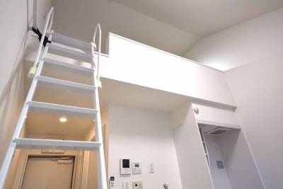 天井が高いので、広く見えます。