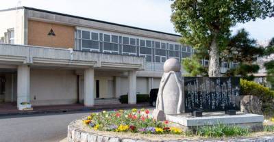 青山中学校