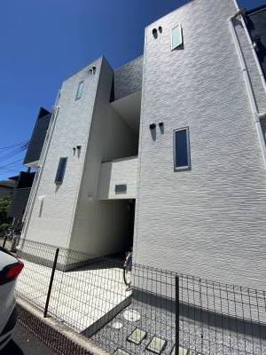 中央に階段室があります。