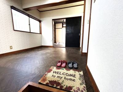 玄関からの眺めです♪
広いダイニングが自慢です♪