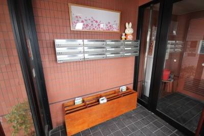 お客さまをあたたかくお迎えする､｢おもてなし｣の玄関｡
