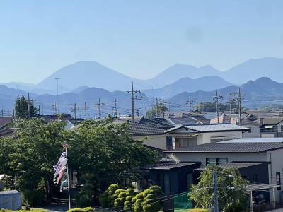 ダイニング側から見える男体山が綺麗