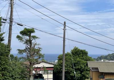 ２部屋から相模湾を一望でき、心地よい風が入ります。