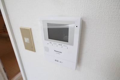 テレビドアホン付いてます(^^)