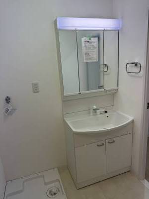 シャワー混合水栓 3面鏡洗面台　75mm パナソニック
