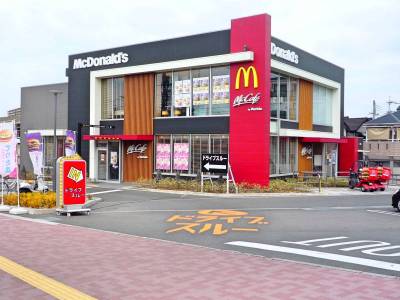 マクドナルド枚方禁野店まで徒歩5分