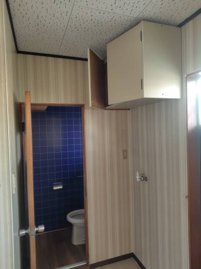 トイレ入口
