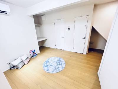 照明は「アレクサ照明つけて」で点灯