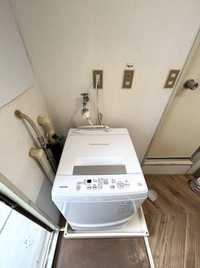 据え付けの洗濯機になります。