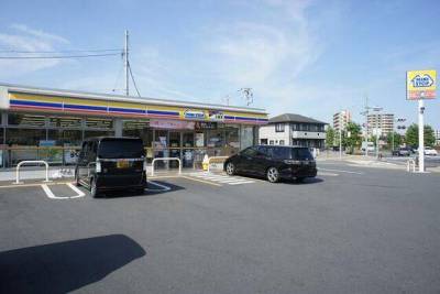 ミニストップ稲城矢野口店まで徒歩2分