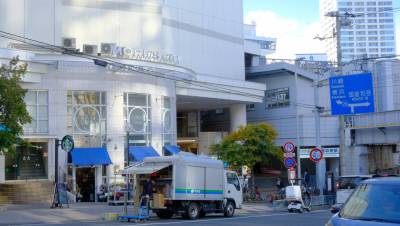 横須賀中央駅の隣にはモアーズシティがあります♫