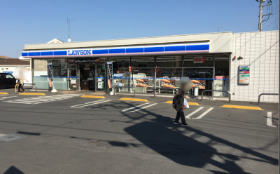 セブンイレブン(700m)