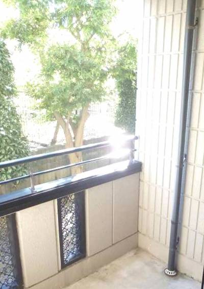 覗かれる不安ない南向きベランダ♪