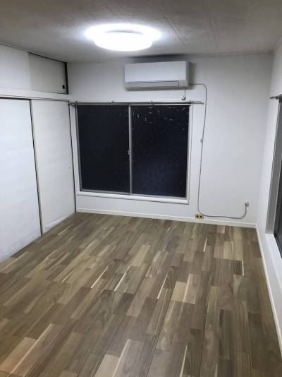 初期費用ゼロ！保証会社加入できない方も可！近隣に駐車場有り。