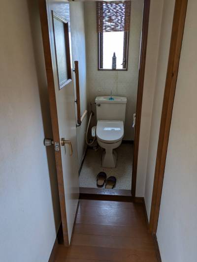 2階トイレ