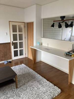 LDKにテーブルもありますが、不要の場合は撤去します