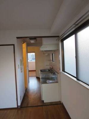 年数経っているので経年劣化してますがきれいです