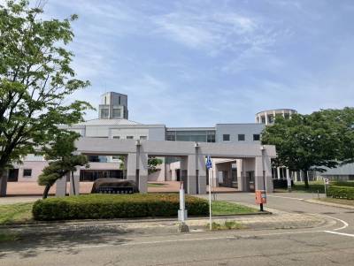 新潟県立看護大学[教育施設]
650m