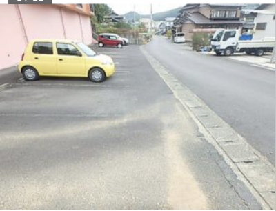 広々した駐車場。複数空きあり