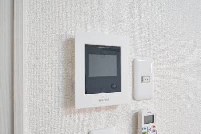 モニター付きインターホンで、セキュリティも万全です
