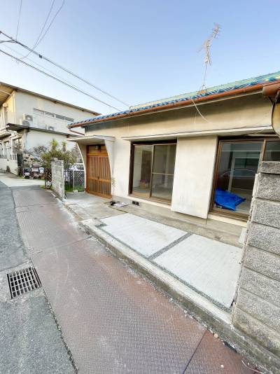 南向きに大きな窓があり、日当たり良好です！