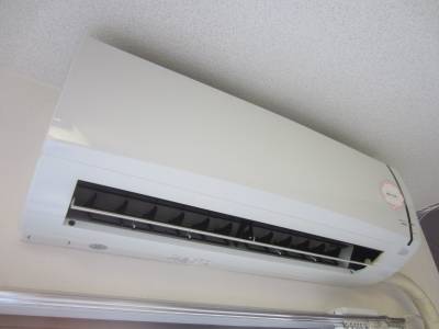 まだ新しい冷暖房エアコン！