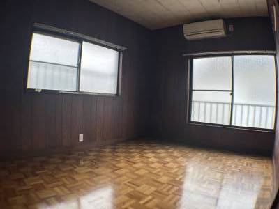 2階6畳 エアコン付き　収納もたっぷり