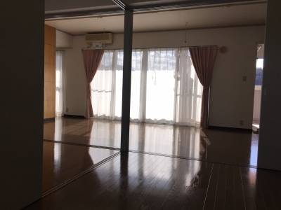 間取り自由自在〜スライド扉の開閉次第で広々１ＬＤＫへ☆彡