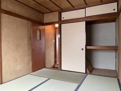2階東側和室、エアコン付⭐️