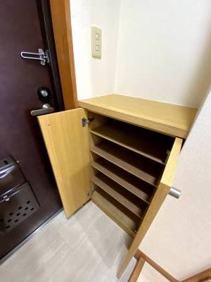 玄関のシューズボックスをご利用頂けます。