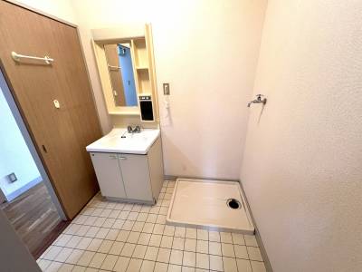 洗面・脱衣所・室内洗濯機置き場所。