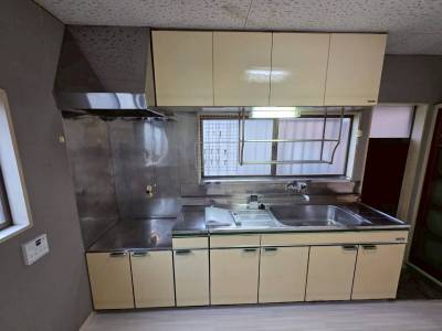 キッチンは広くて使いやすいです