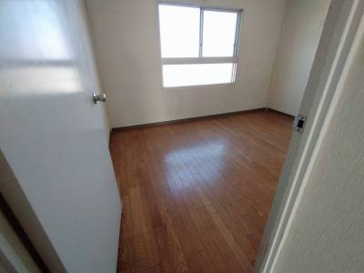 リフォーム前のお部屋です