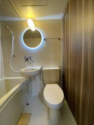 デザイナーズユニット
洗浄便座新品
LED付き鏡新品