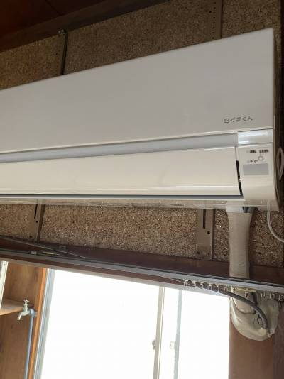 エアコンは新装しております。
